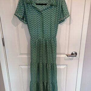 Max Studio Green Printed Short-Sleeve Tiered Maxi Dress